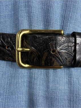 Trafalgar Womens belt  embossed chocolate brown leather brass buckle 43” long
